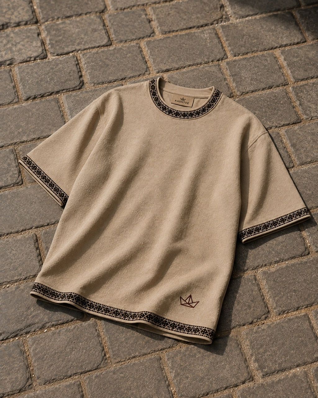 Virsa Sand | T-Shirt