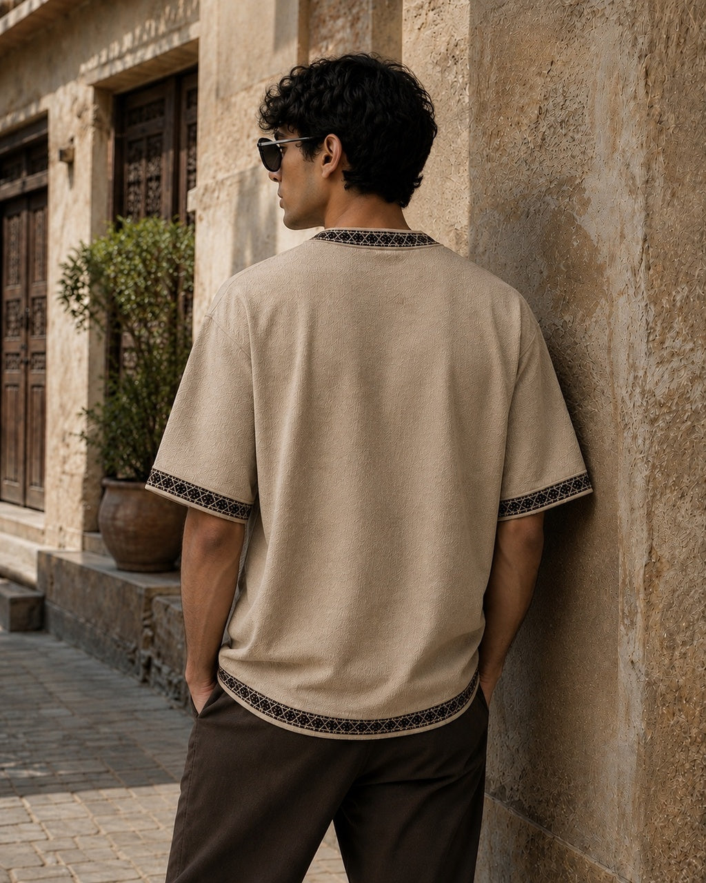 Virsa Sand | T-Shirt
